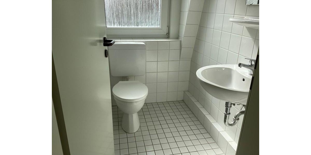 Dachgeschoßwohnung Osnabrück Wüste - 4 Zimmer, 74 m&sup2;, 908&euro; | Angebot:25984476