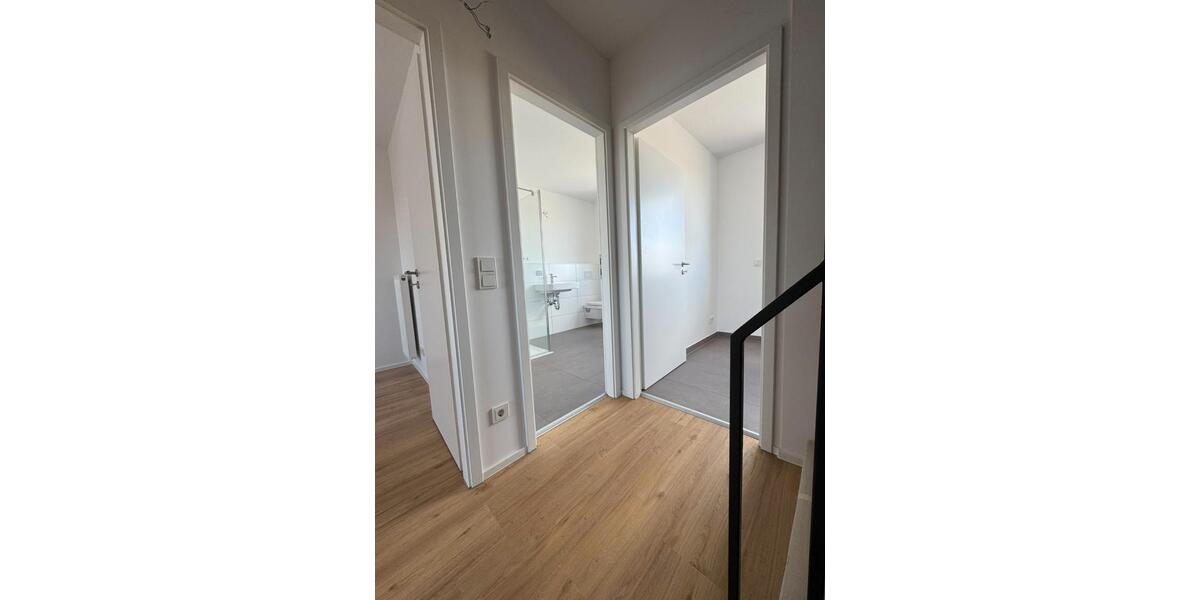 Reihenhaus Oranienburg - 4 Zimmer, 120 m&sup2;, 1.800&euro; | Angebot:26058833