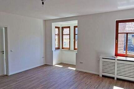 Wohnung Hildburghausen - 4 Zimmer, 115 m&sup2;, 750&euro; | Angebot:23854381