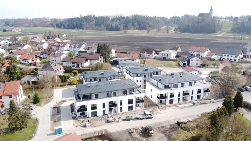 Erdgeschoßwohnung Tüßling - 3 Zimmer, 100 m&sup2;, 1.275&euro; | Angebot:25844843