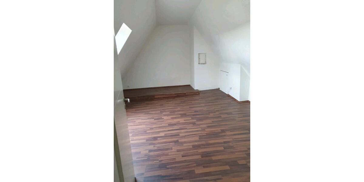 Maisonettenwohnung Dornhan - 3 Zimmer, 160 m&sup2;, 1.100&euro; | Angebot:26023523