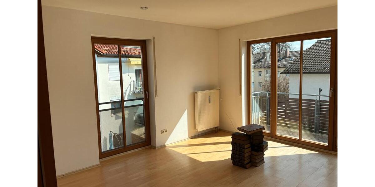 Etagenwohnung Traunreut Irsing - 3 Zimmer, 85 m&sup2;, 1.150&euro; | Angebot:25844468