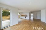 Etagenwohnung Frankfurt am Main Ginnheim - 2 Zimmer, 72 m&sup2;, 1.470&euro; | Angebot:23330565