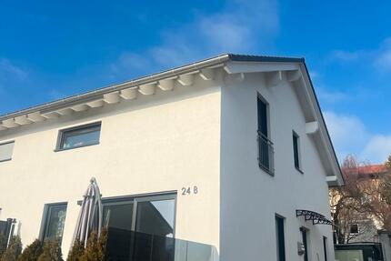 Haus Burgkirchen an der Alz - 4 Zimmer, 140 m&sup2;, 1.450&euro; | Angebot:25408444