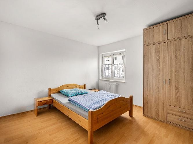Helle 2-Zimmer-Wohnung mit Balkon und Stellplatz in Illertissen zimmer