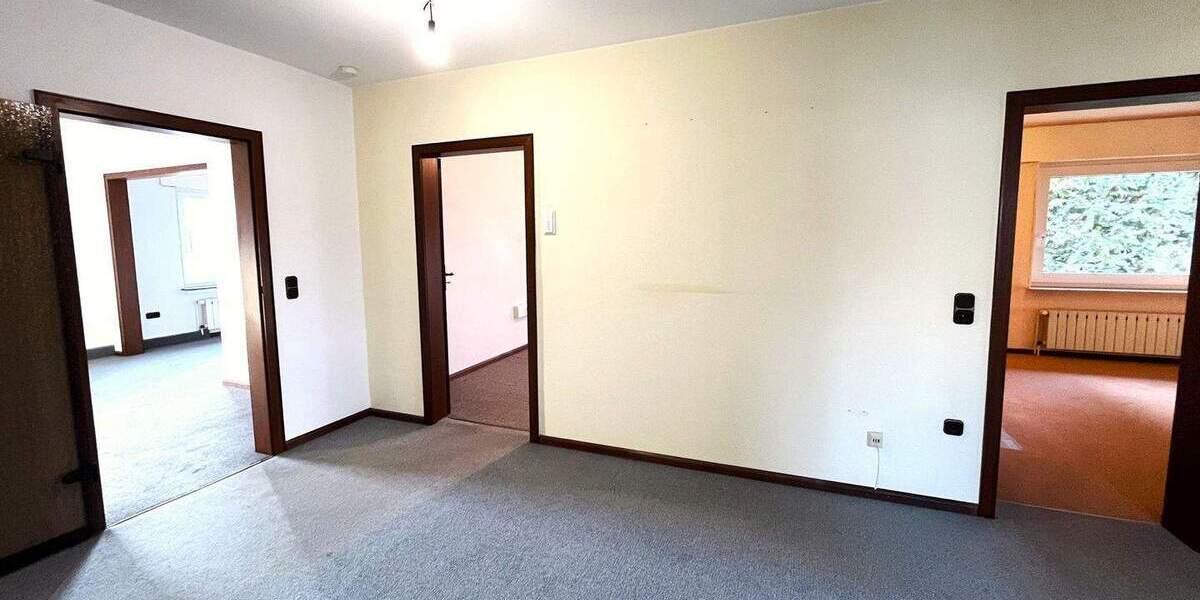 Großzügige 4-Zimmerwohnung mit Einbauküche in Löhne-Obernbeck 4 zimmer