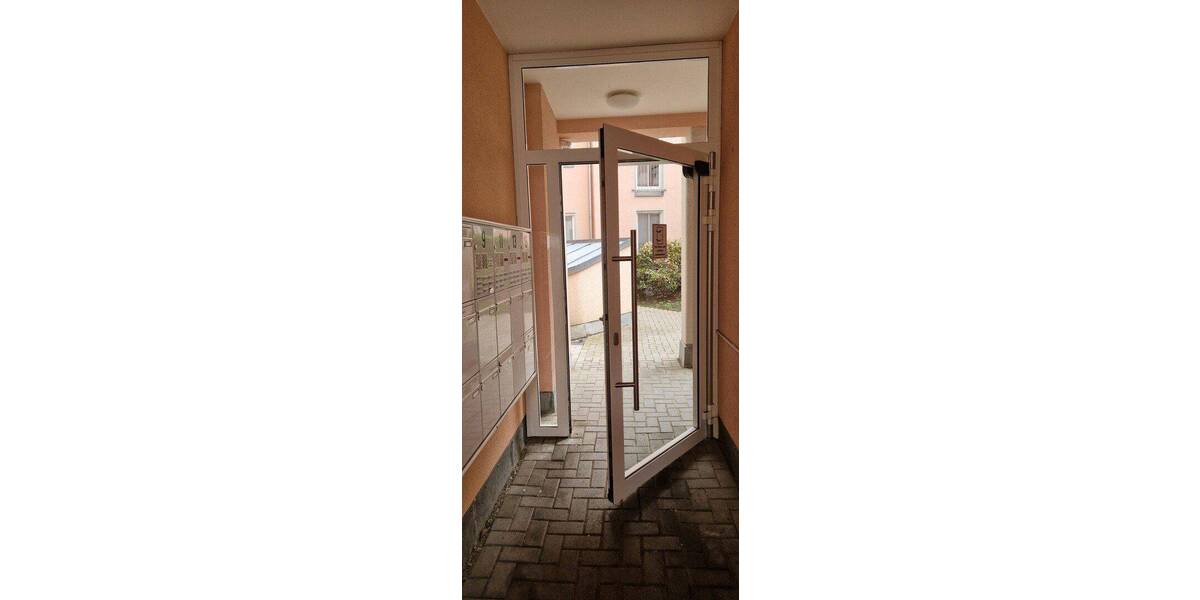 Etagenwohnung Meiningen - 2 Zimmer, 48 m&sup2;, 395&euro; | Angebot:26820879