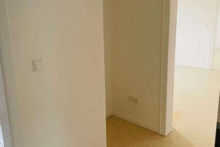 Wohnung Kahl - 3 Zimmer, 74 m&sup2;, 667&euro; | Angebot:26765141