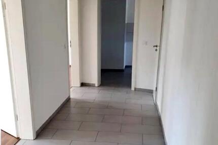 Wohnung Eisenach - 3 Zimmer, 80 m&sup2;, 670&euro; | Angebot:27722141
