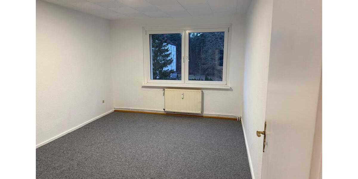 Etagenwohnung Plattenburg - 3 Zimmer, 70 m&sup2;, 610&euro; | Angebot:24353956