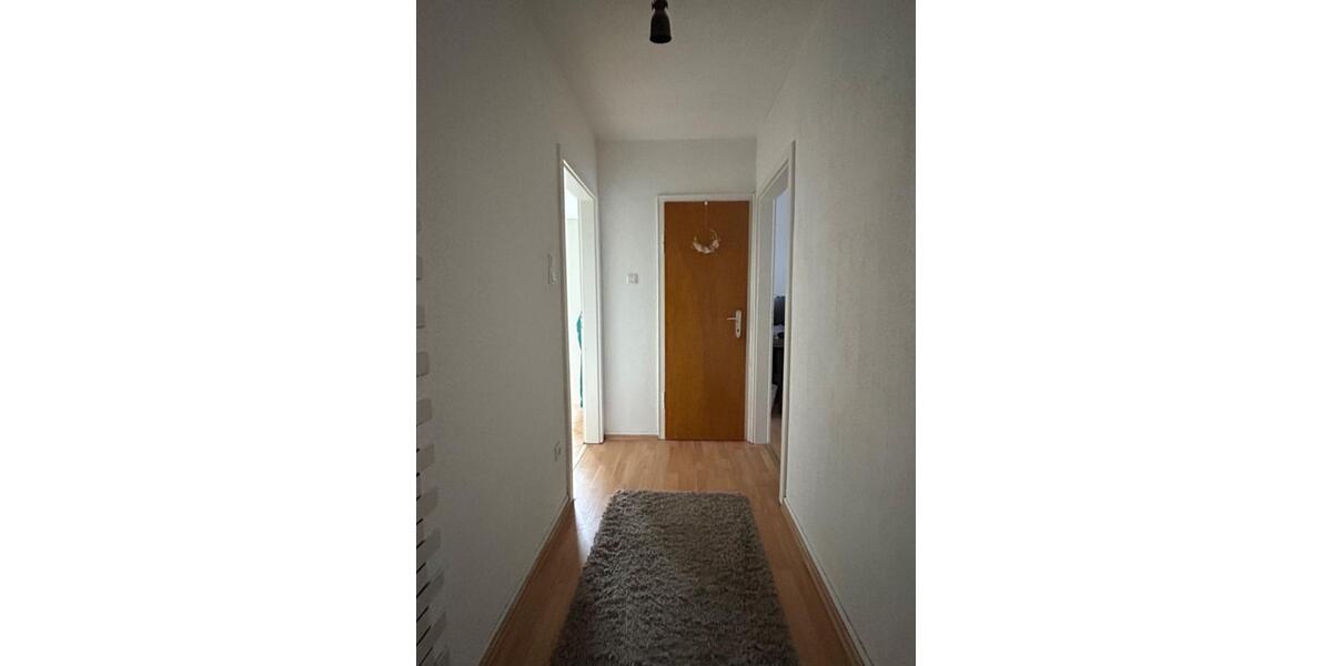 Etagenwohnung Niedenstein - 3 Zimmer, 92 m&sup2;, 650&euro; | Angebot:25943863