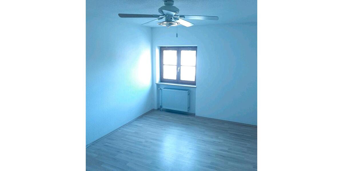 Etagenwohnung Tettenweis - 1 Zimmer, 33 m&sup2;, 295&euro; | Angebot:26637315