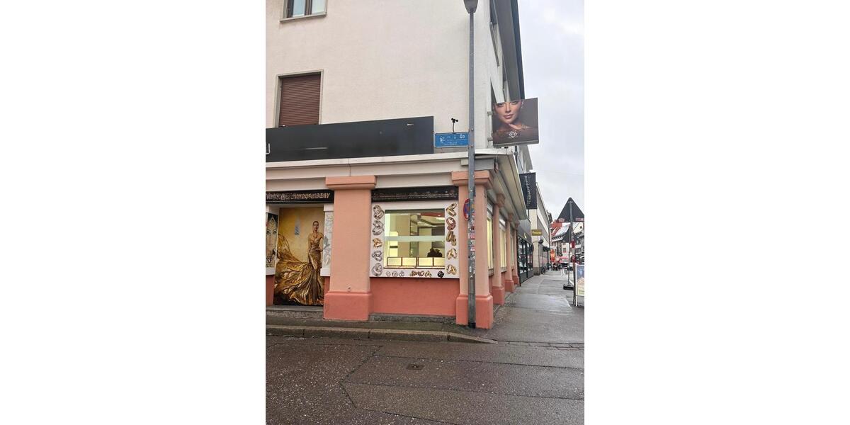 Gewerbefläche in zentraler Lage in Freiburg zimmer