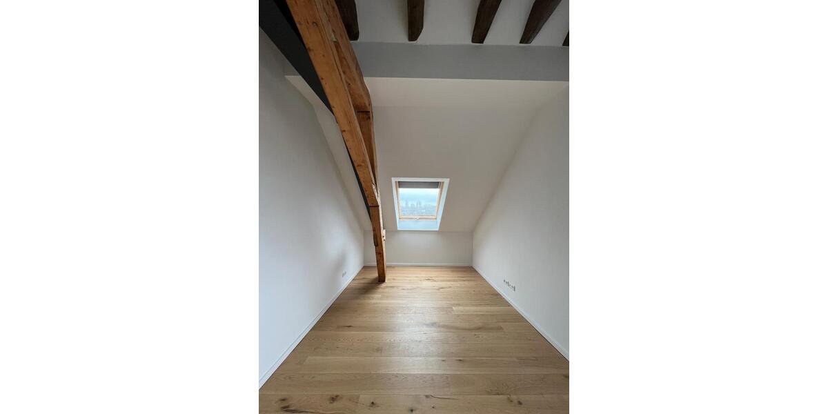 Dachgeschoßwohnung Steinfurt - 3 Zimmer, 126 m&sup2;, 1.300&euro; | Angebot:25988830