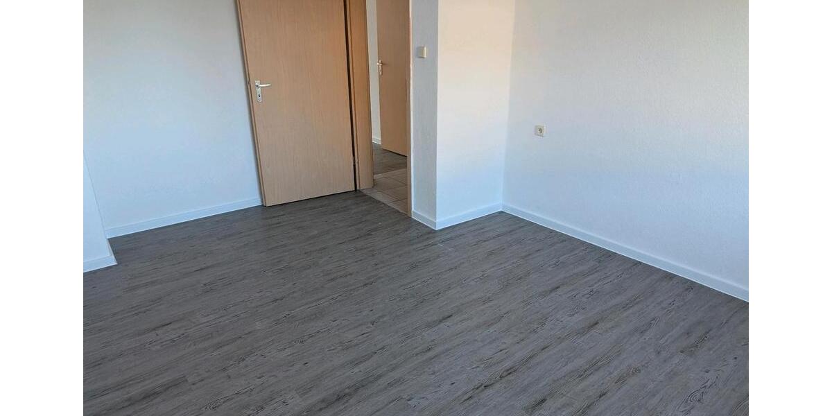 Erdgeschoßwohnung Schleife - 4 Zimmer, 66 m&sup2;, 365&euro; | Angebot:23475368