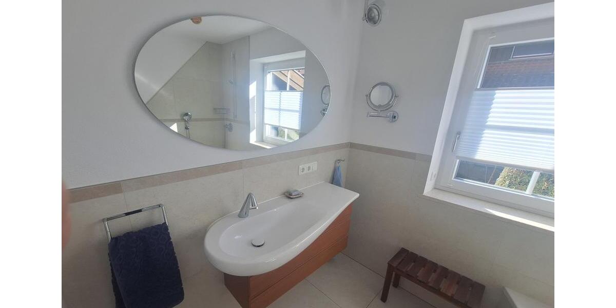 Erdgeschoßwohnung Chieming - 2.5 Zimmer, 81 m&sup2;, 1.130&euro; | Angebot:26585568