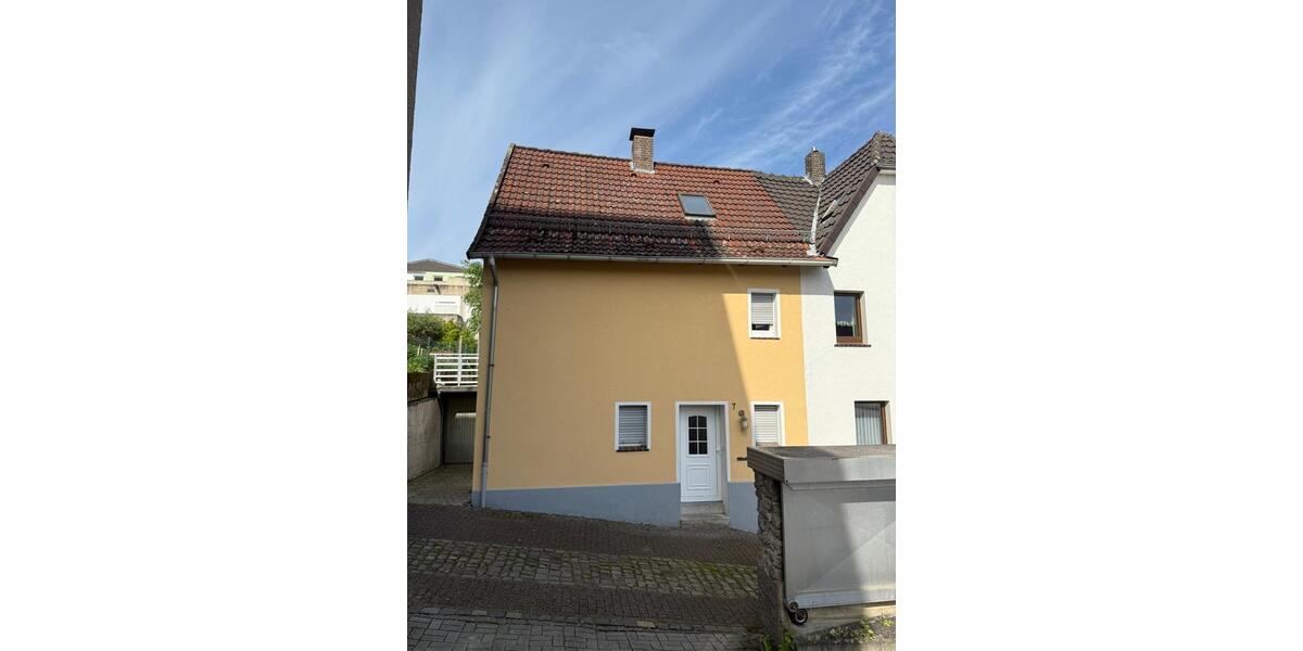 Einfamilienhaus Warburg - 5 Zimmer, 105 m&sup2;, 1.200&euro; | Angebot:24701506