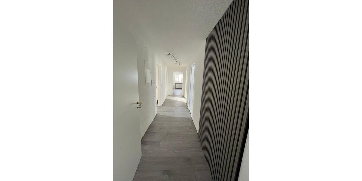 Dachgeschoßwohnung Achstetten - 4 Zimmer, 86 m&sup2;, 1.430&euro; | Angebot:25941991