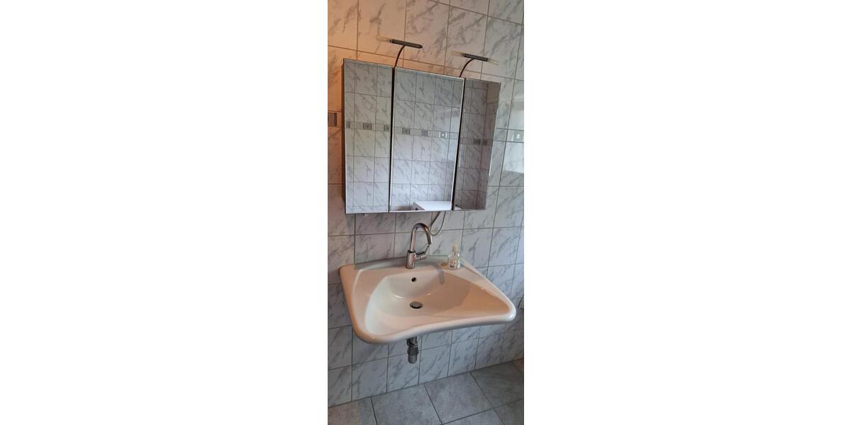 Erdgeschoßwohnung Runkel - 4 Zimmer, 130 m&sup2;, 1.180&euro; | Angebot:26495101