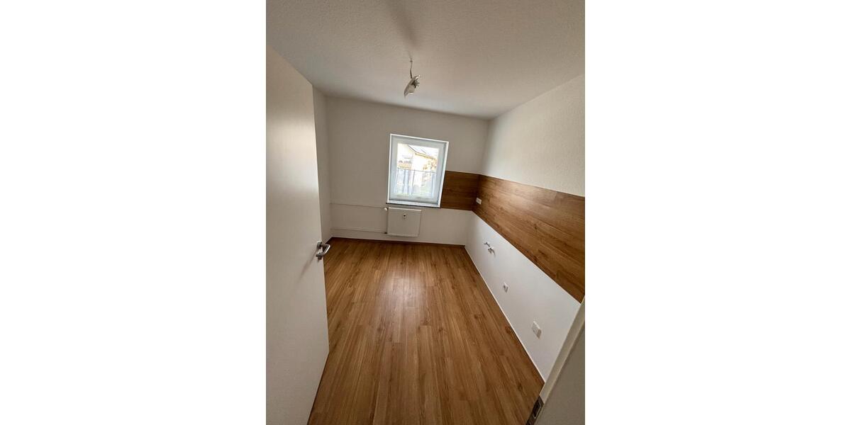 Etagenwohnung Mengen - 3 Zimmer, 70 m&sup2;, 650&euro; | Angebot:26231211