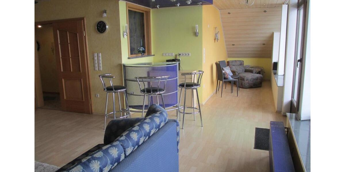 Wohnen auf Zeit Bindlach - 3 Zimmer, 110 m&sup2;, 80&euro; | Angebot:24872777