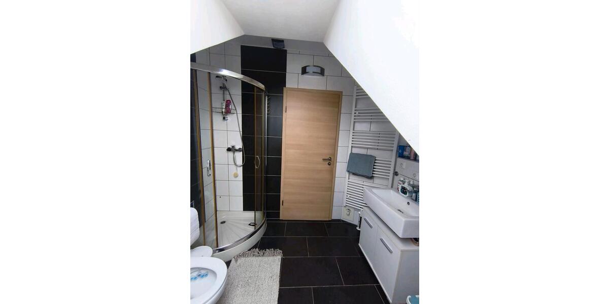 Dachgeschoßwohnung Königsmoos - 3 Zimmer, 68 m&sup2;, 780&euro; | Angebot:26267718