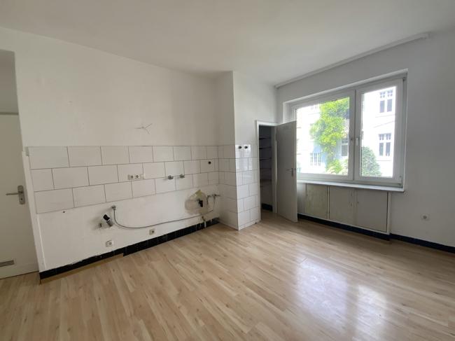 Etagenwohnung Gelsenkirchen - 3 Zimmer, 110 m&sup2;, 660&euro; | Angebot:26663111