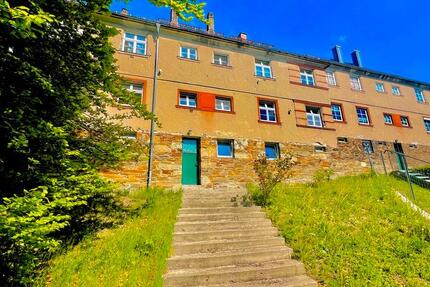 Mehrfamilienhaus mit 4 Wohneinheiten in Adorf 8 zimmer
