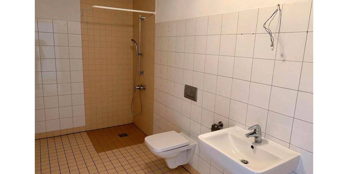 Etagenwohnung Bünde - 3 Zimmer, 85 m&sup2;, 950&euro; | Angebot:26629600