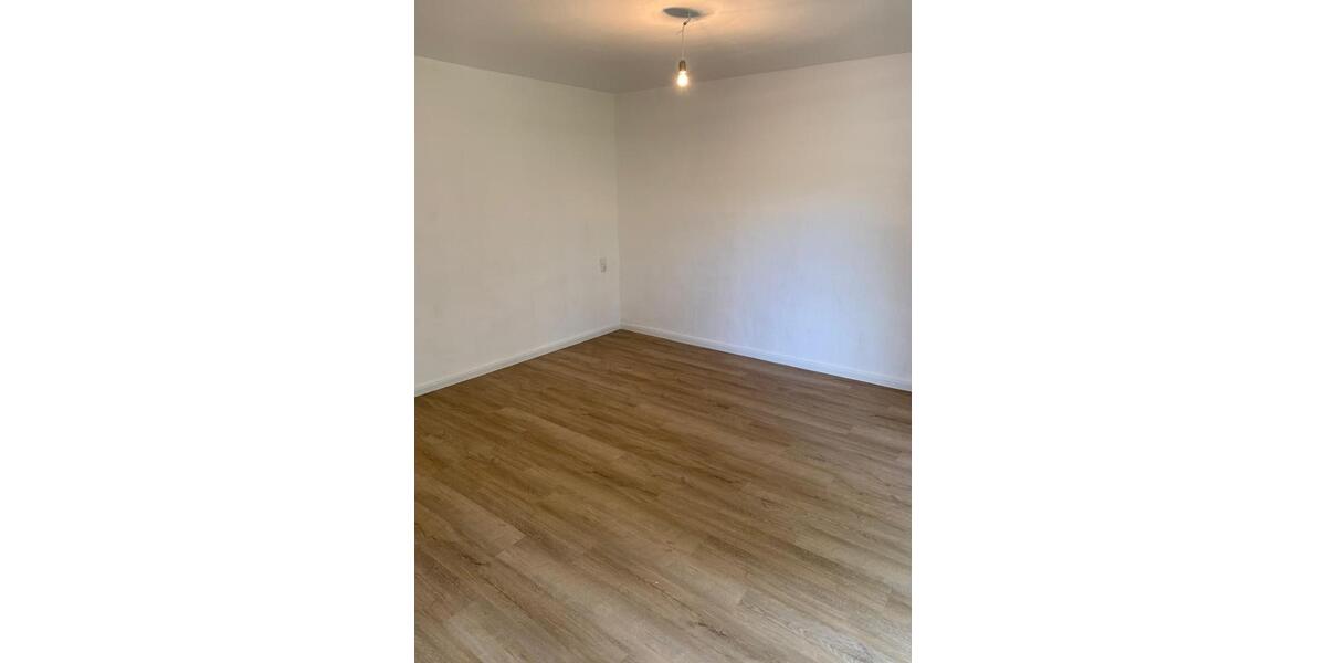 Etagenwohnung Hessisch Oldendorf - 2 Zimmer, 75 m&sup2;, 600&euro; | Angebot:26044855