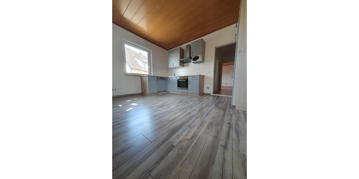 Erdgeschoßwohnung Sulzbach-Rosenberg Rosenberg - 3 Zimmer, 100 m&sup2;, 850&euro; | Angebot:26040536