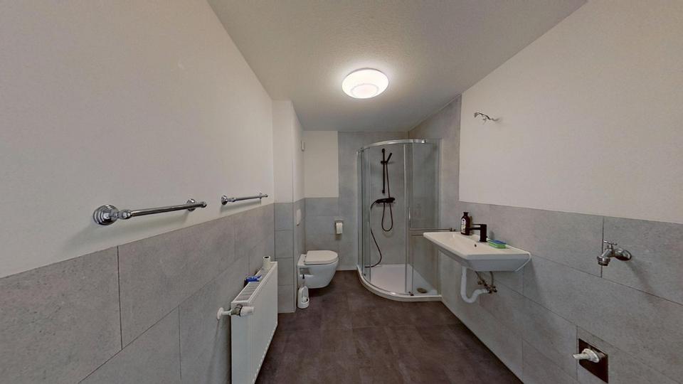 Etagenwohnung Köthen (Anhalt) - 2 Zimmer, 76 m&sup2;, 450&euro; | Angebot:25043846