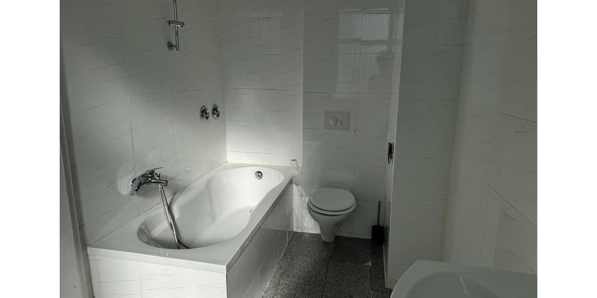 Etagenwohnung Bebra - 3 Zimmer, 88 m&sup2;, 650&euro; | Angebot:26662450