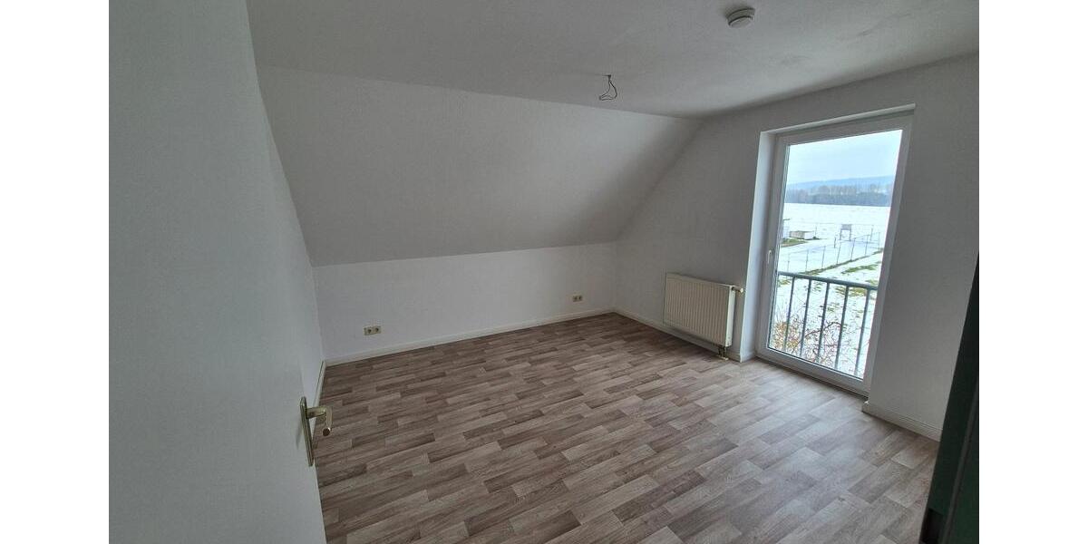 Dachgeschoßwohnung Lemgo - 3 Zimmer, 62 m&sup2;, 301&euro; | Angebot:24859535