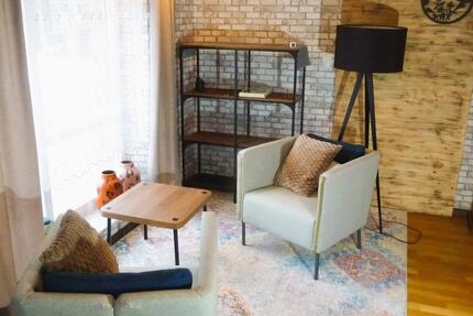 Wohnen auf Zeit Eckersdorf - 1 Zimmer, 47 m&sup2;, 700&euro; | Angebot:24478995