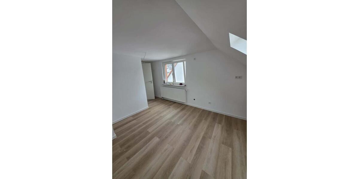 Dachgeschoßwohnung Wiesbaden Bierstadt - 2 Zimmer, 47 m&sup2;, 850&euro; | Angebot:23406588
