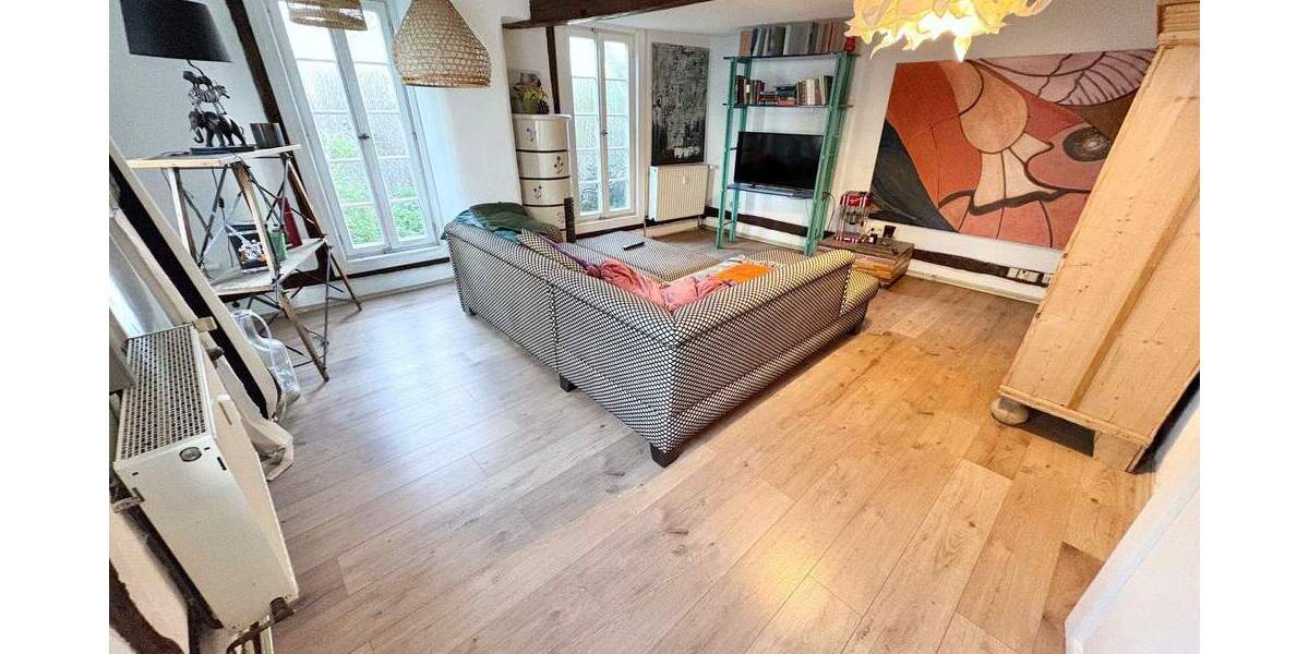 Schönes Fachwerkhaus mit kleinem Garten in ruhiger Lage 4 zimmer