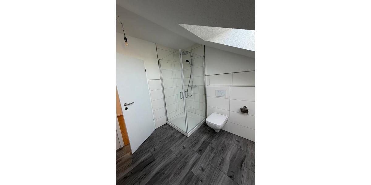 Dachgeschoßwohnung Grünberg - 1 Zimmer, 92 m&sup2;, 1.150&euro; | Angebot:26336177