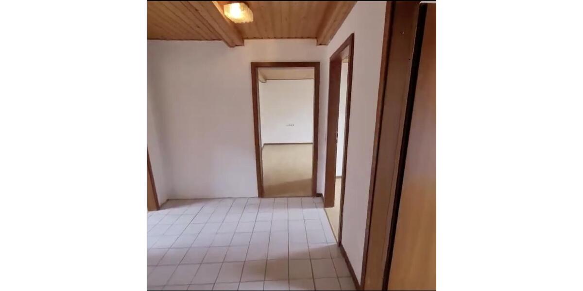Dachgeschoßwohnung Pirmasens Niedersimten - 4 Zimmer, 73 m&sup2;, 500&euro; | Angebot:26143993