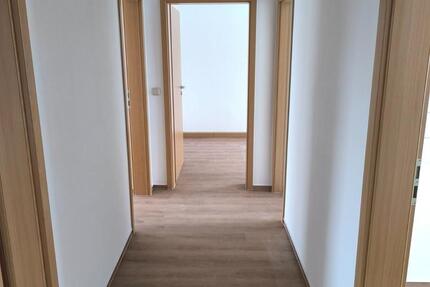 Wohnung Bischofswerda - 3 Zimmer, 63 m&sup2;, 410&euro; | Angebot:23643011