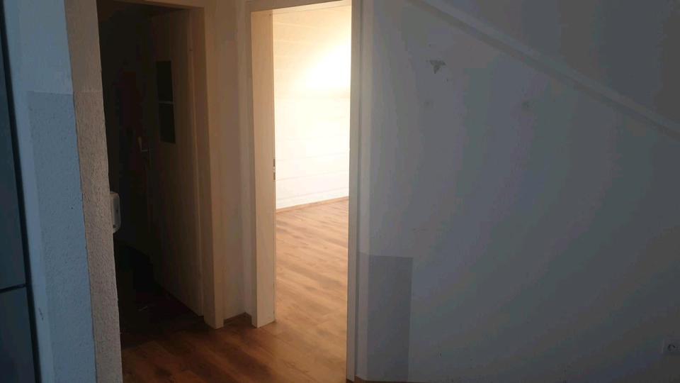 Dachgeschoßwohnung Schwaförden - 3 Zimmer, 90 m&sup2;, 650&euro; | Angebot:26480939