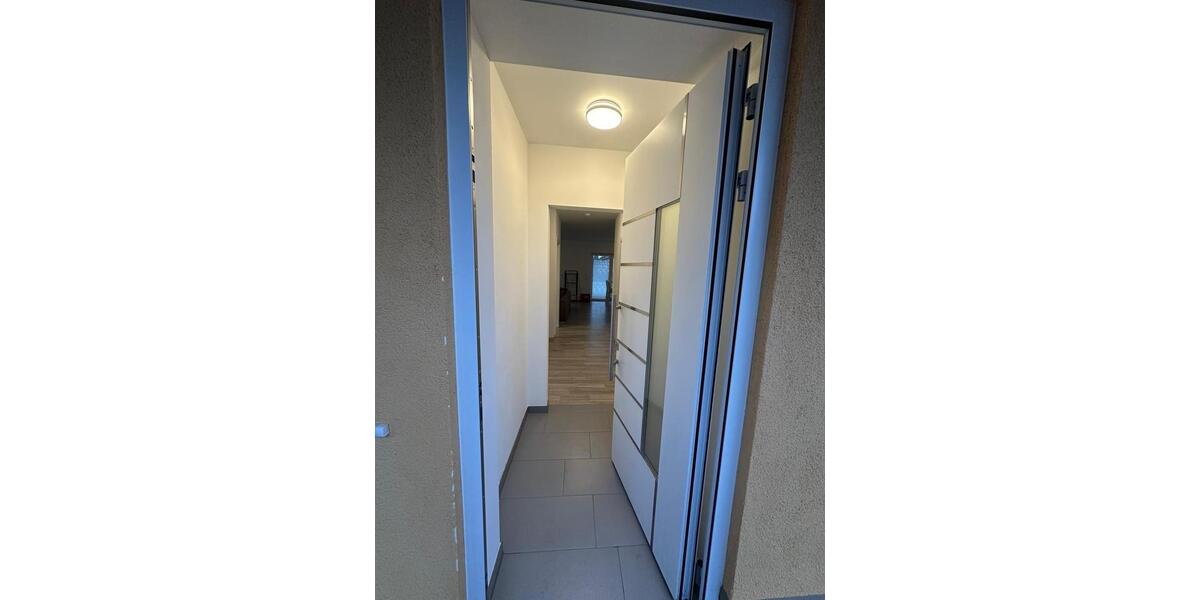 Erdgeschoßwohnung Sassenburg - 2.5 Zimmer, 73 m&sup2;, 657&euro; | Angebot:24371524