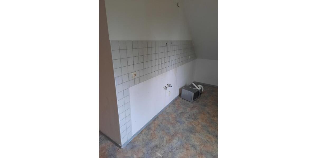 Dachgeschoßwohnung Ansbach - 3 Zimmer, 78 m&sup2;, 640&euro; | Angebot:24816645