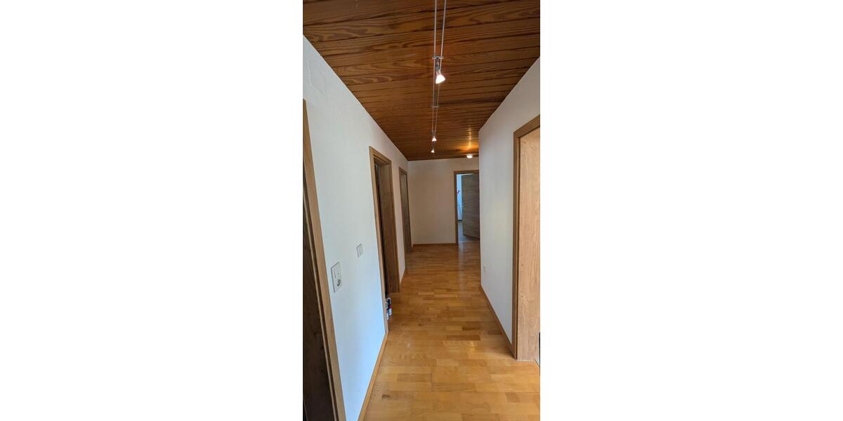 Etagenwohnung Obergünzburg - 4 Zimmer, 113 m&sup2;, 1.000&euro; | Angebot:26007891