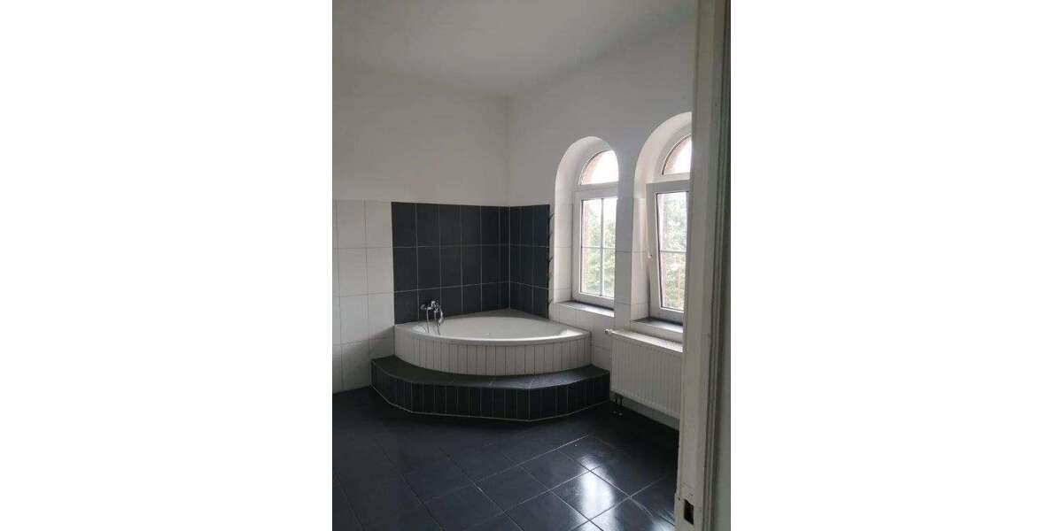 Etagenwohnung Jesewitz - 4 Zimmer, 99 m&sup2;, 693&euro; | Angebot:24582627