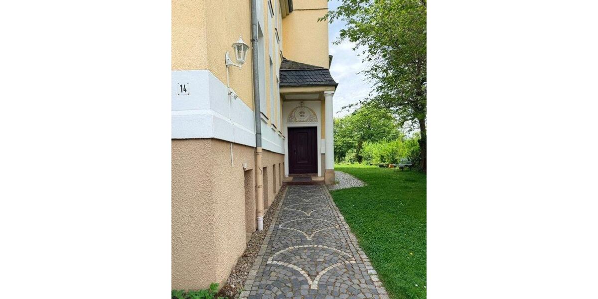 Etagenwohnung Eisenach - 3 Zimmer, 101 m&sup2;, 915&euro; | Angebot:26534036