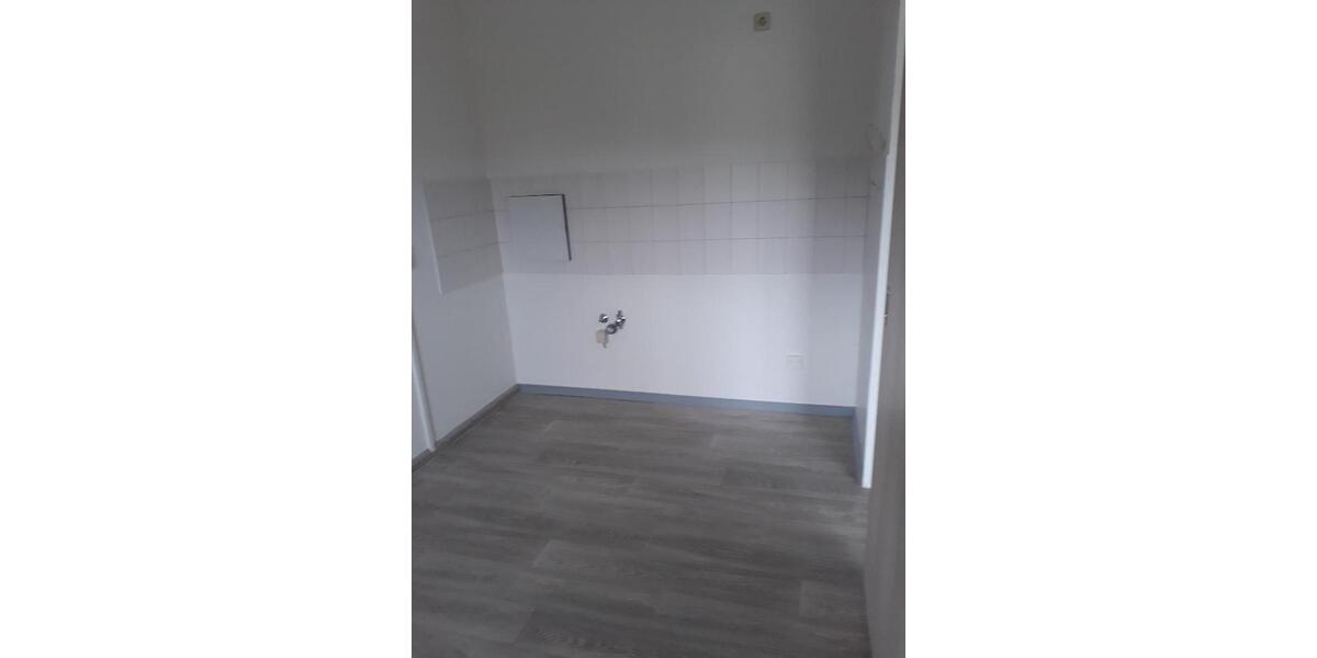 Etagenwohnung Bernburg (Saale) - 3 Zimmer, 71 m&sup2;, 495&euro; | Angebot:25251285