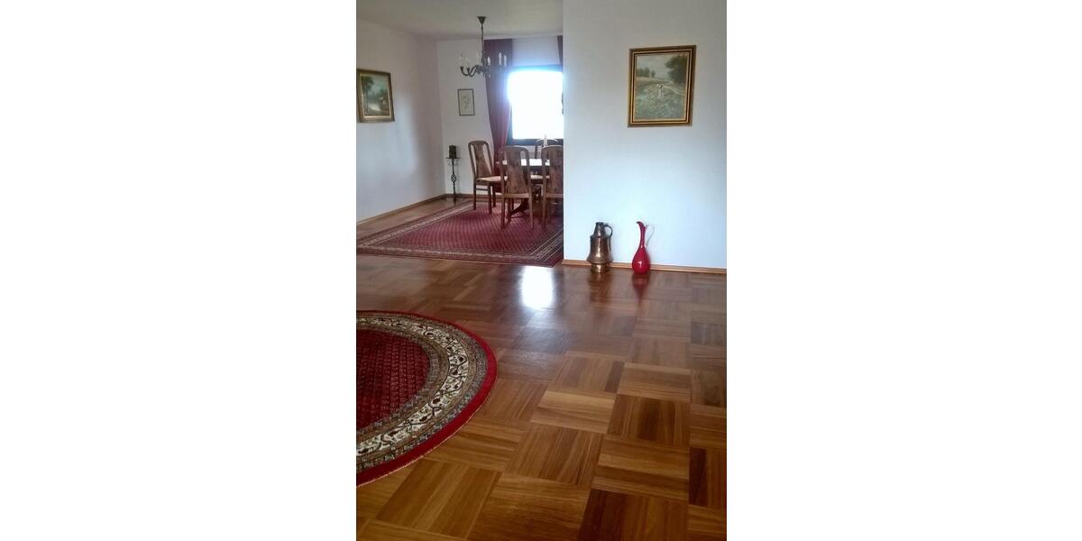 Bungalow Babenhausen - 4 Zimmer, 156 m&sup2;, 1.650&euro; | Angebot:24713802