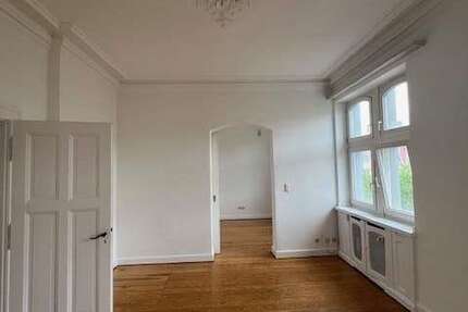 Wohnung zum Mieten in Aachen 1.310 € 131 m² 4 zimmer