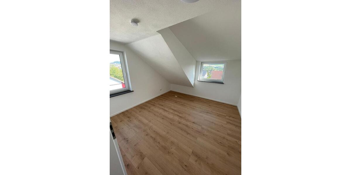 Wohnen auf Zeit Aalen - 3 Zimmer, 65 m&sup2;, 410&euro; | Angebot:24756843